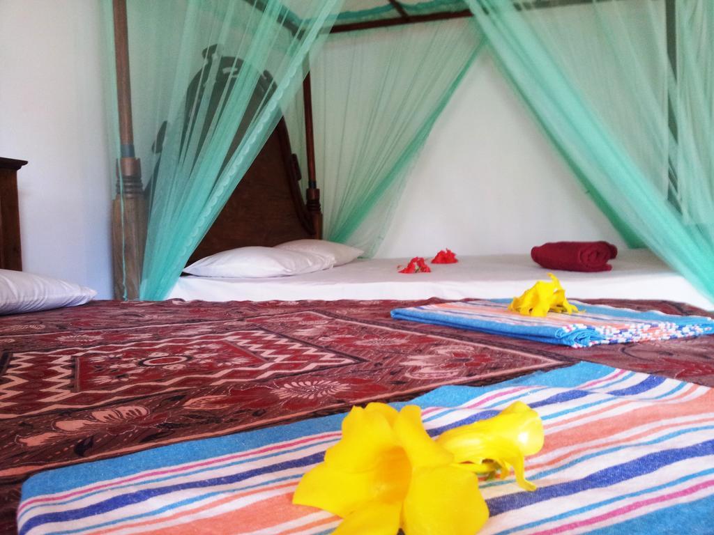 Rainbow Guest House มิริสซา ภายนอก รูปภาพ